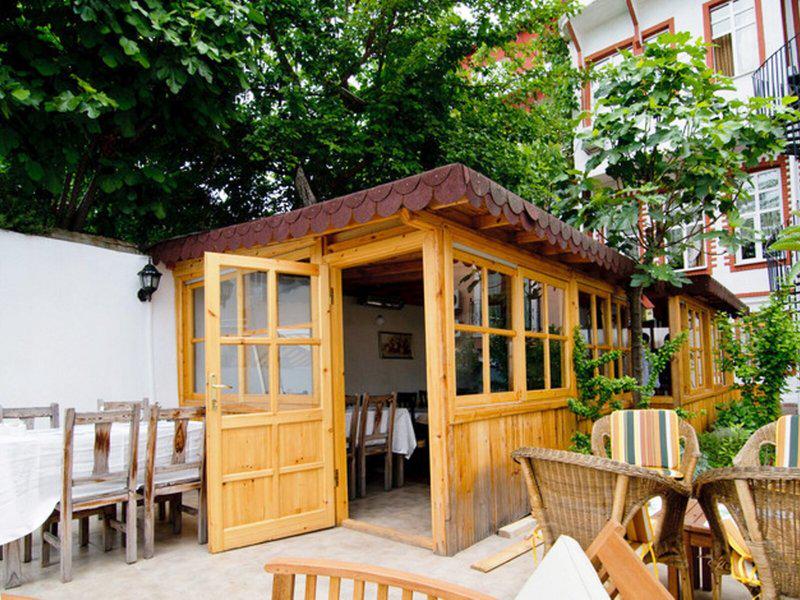 63A983ADD2C6D2A7DE2E88F6AC464D09