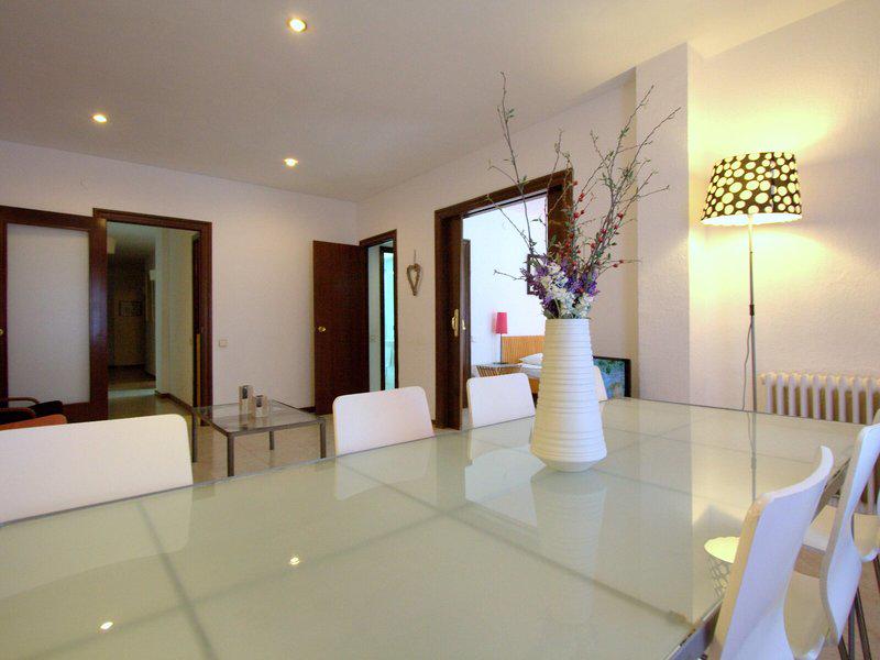 EEED02D5561D75ED89BA3FA6BDE3A4C2