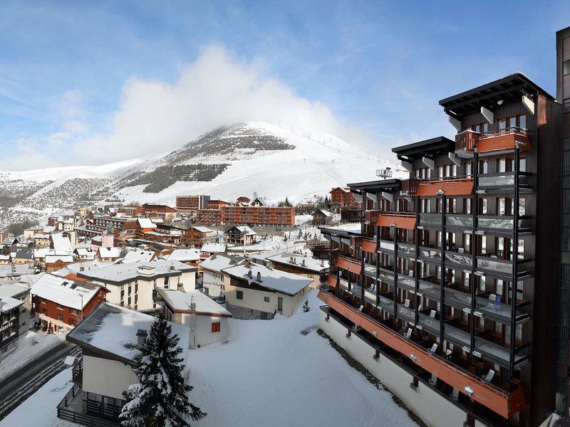 F1B1CB4C44D697AAB649526D444B4549