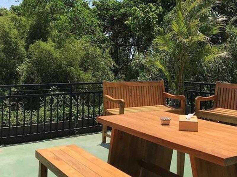 D178DEFC3989990DE23BBF80D967F991