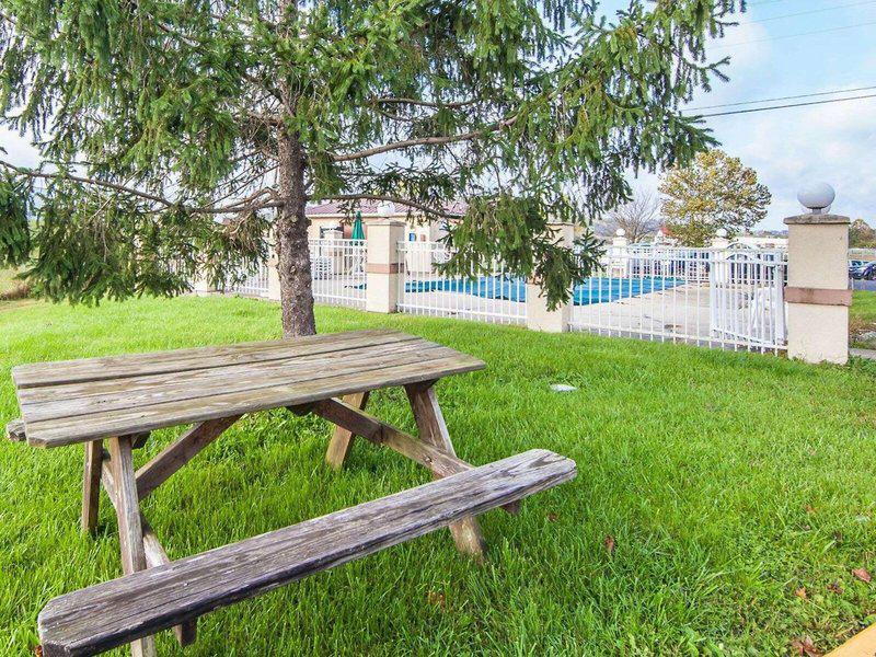 244E27986E82099C8312B580D806A010