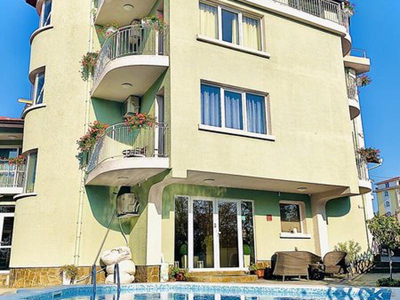 16A8564F731E368C9823A3D10610A8D5