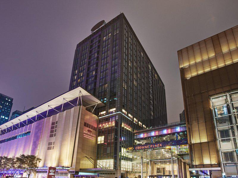 FC8F543560E41814DF5E7E2AF2AEA2FF