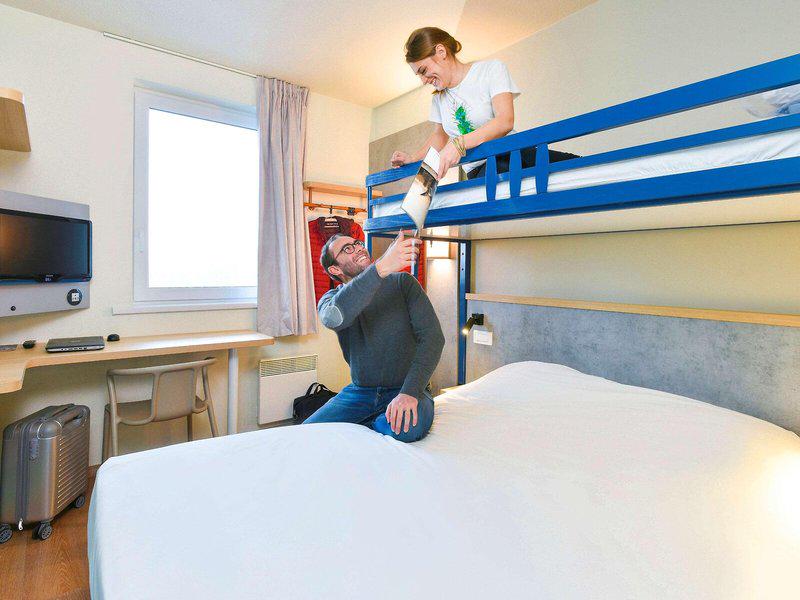 0BDCDEFD31931EE55699FAA5FA25BB6C