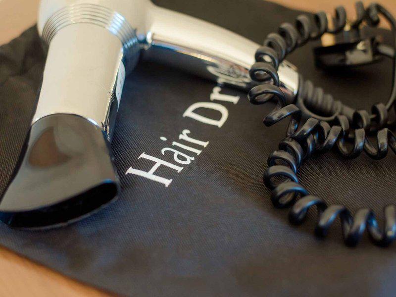 FBE0A3ACD9FF77667463E874BCBA5BBB