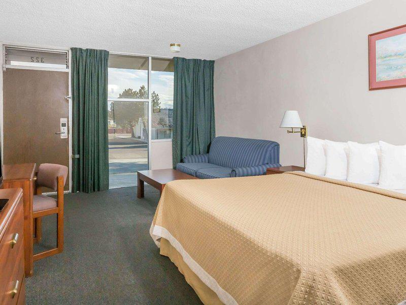 90A7136236C83CA88349ED70920083AC