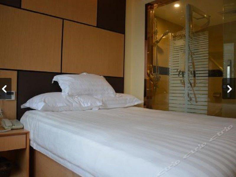 A761884ED006CFF23D84922117FA2DC1