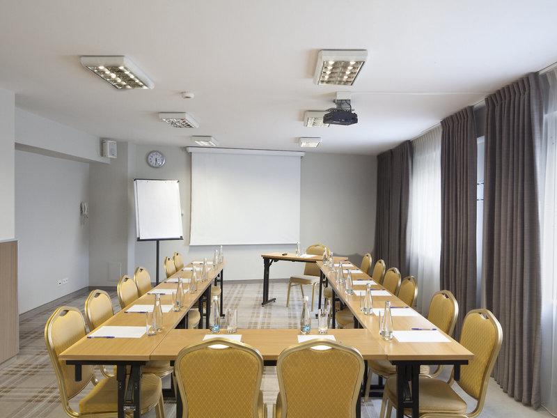 97D79488A8B93EE09BB98536B9761079