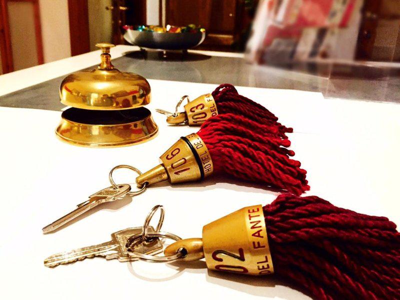 61586607C597C546CC19D931510A666B