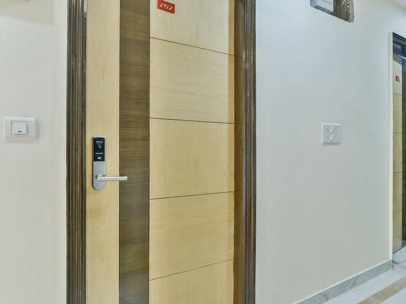 5C90BFCB7A5856AD85DB4F0BB2D40043