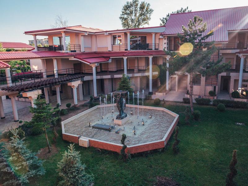 4EB4D25DFF60C43541DBCE741DF459F2