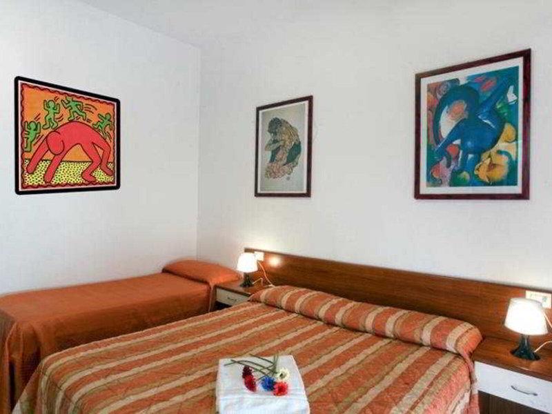 CAA7C188733A263D5AE7A2C7D15E8FA7