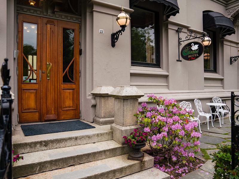 237718FD7E98FBCE7A9A0CA08623D763