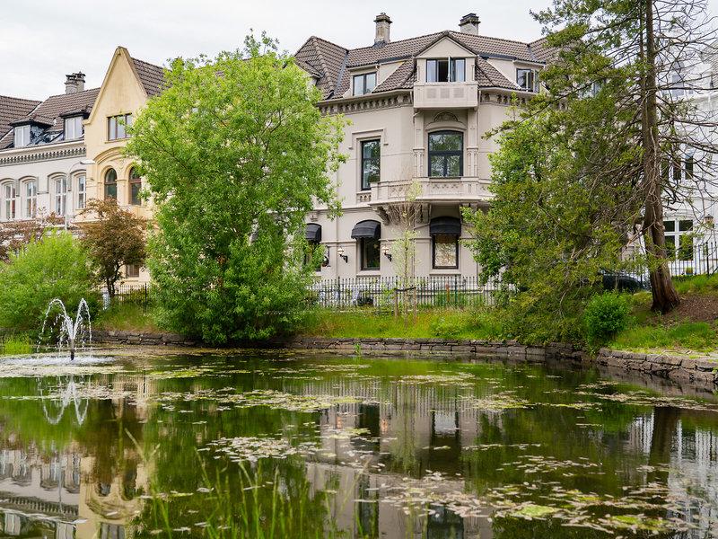 9FD88E2567FF9E34A1C1805ACDCDAF58