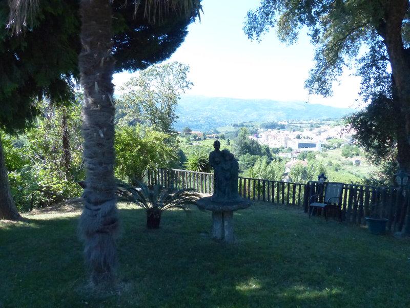 1C89812DF47B9D0B4C51F6E96B50A75D