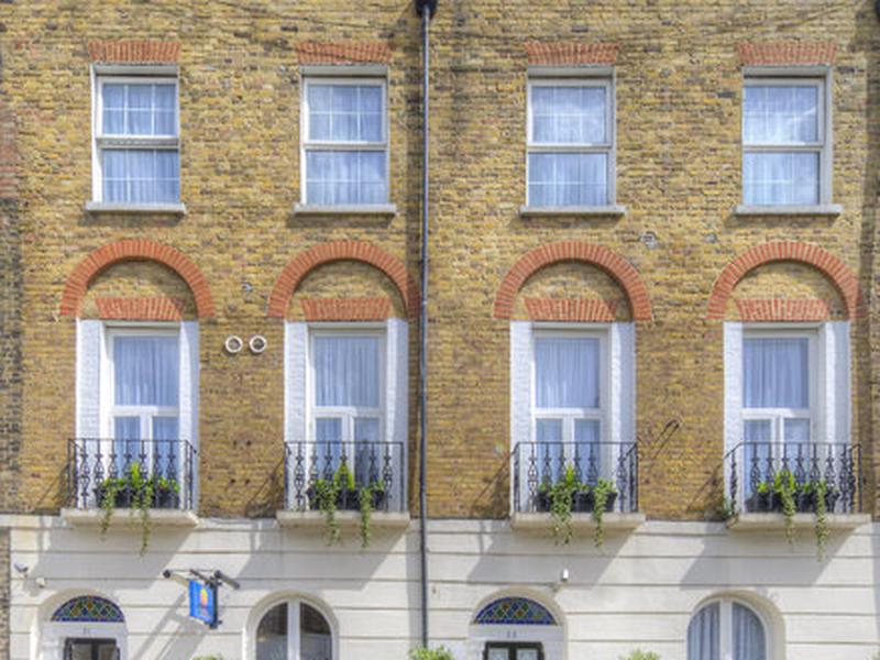 FB5A1ADA77DA4F7F3931394932A01FAE