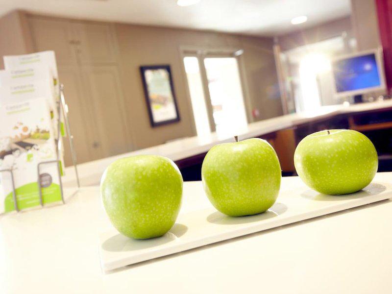 21FB88F299496199D378A5A4B4C43A36