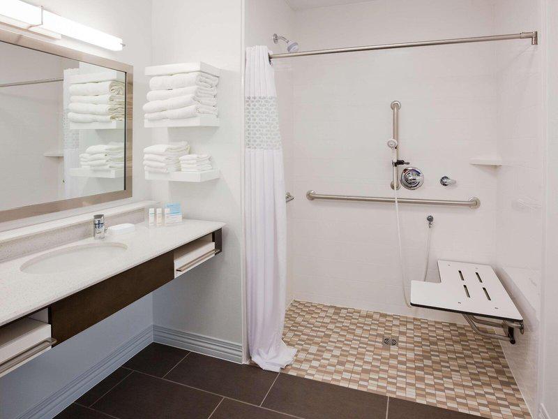 BE00424575AF66B0F7FB85F5E3B7CFEF