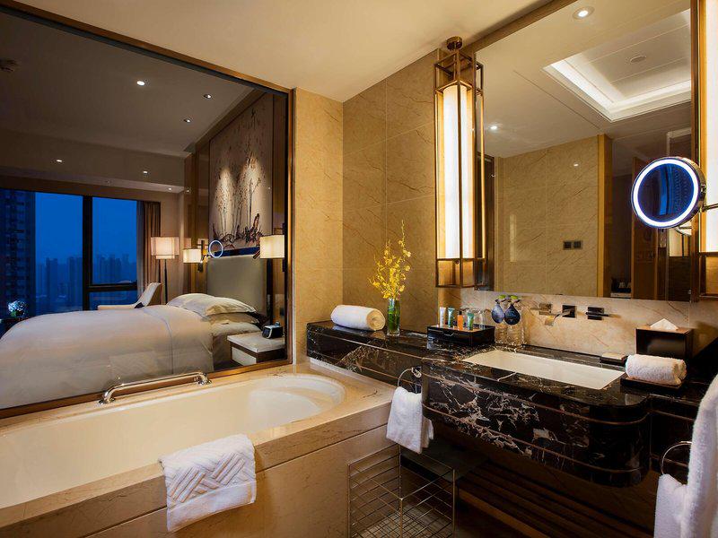 B89AF9CC1653DF936366DC59E9AC4A87