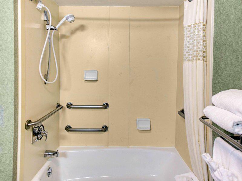 B2853F8FE20A544D725661552E9AF75E