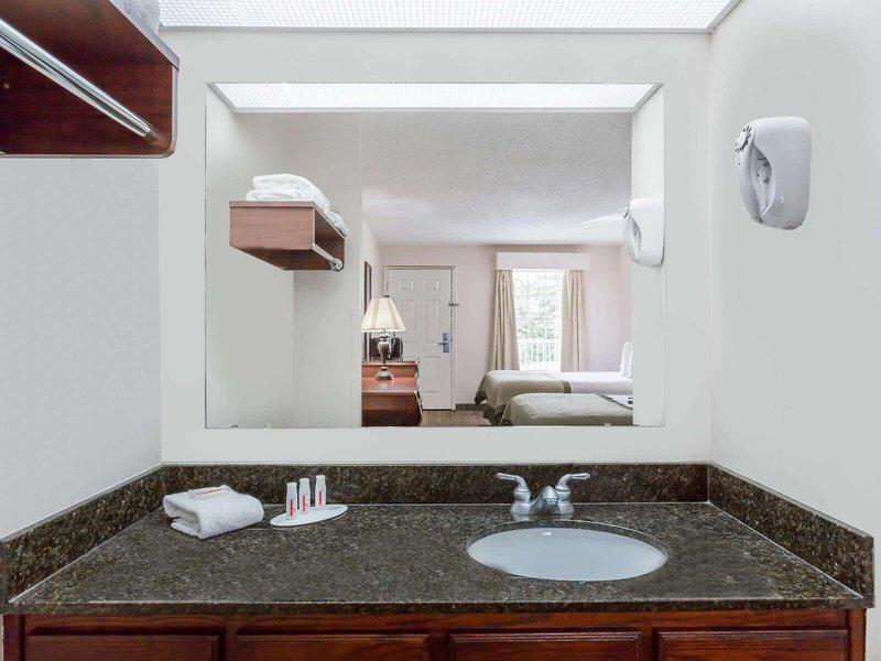 9390F7BCBEDA3D2634253645108478C7