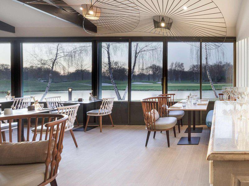 13240D954FD5B2E8C4A7A2A054AAAAC9