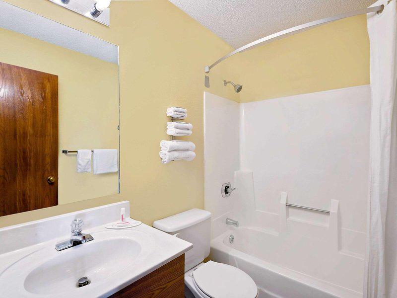 45E555AED4749D552B260146BEB3BE2E