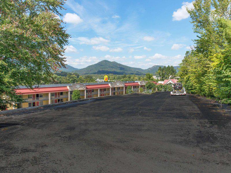 211D929F9553B8051A75C1B3B87D0610