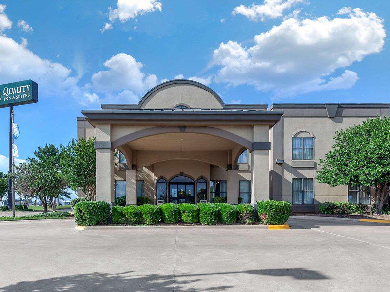 53DCBE48C2D7A7B53DA9DA1CAD429F7E