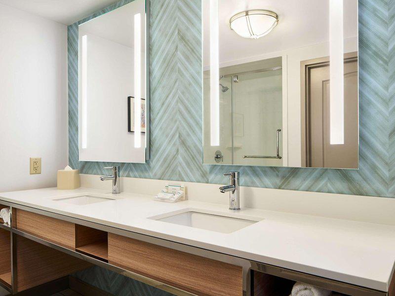 4BB0253DDF0B3B2F47CC8BE19C292009