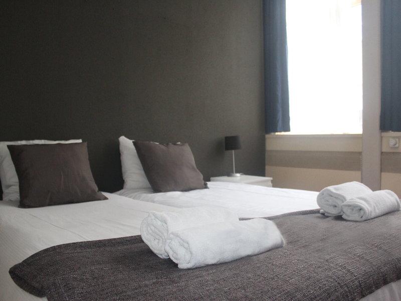 96AC0DC7EBF5908B440F5BEBEA781058