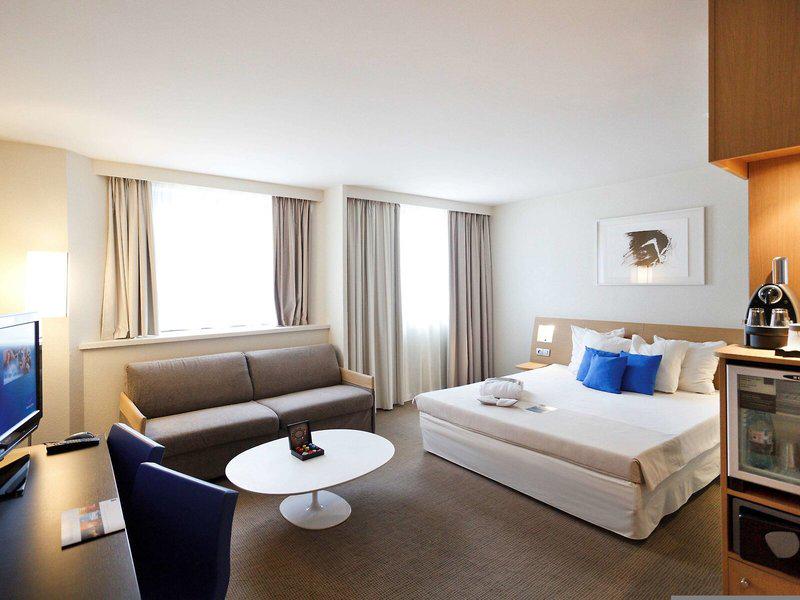 DFE9FFA5AC97913B6F85C3CCFC29F06F