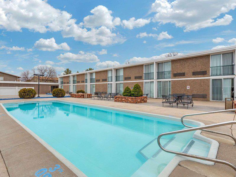 F4BEB080E9A9D413DBB88548B128137C