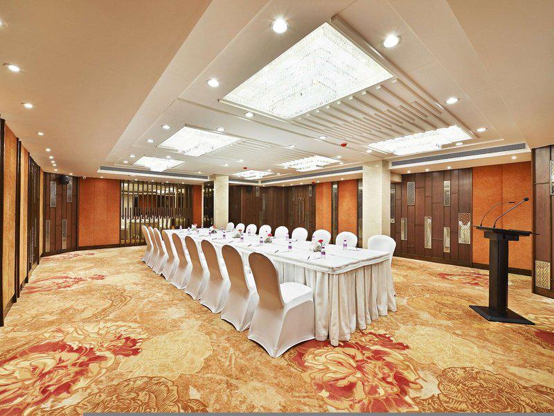 8A1E1238BE2B5B3D26652D4342B4AE95