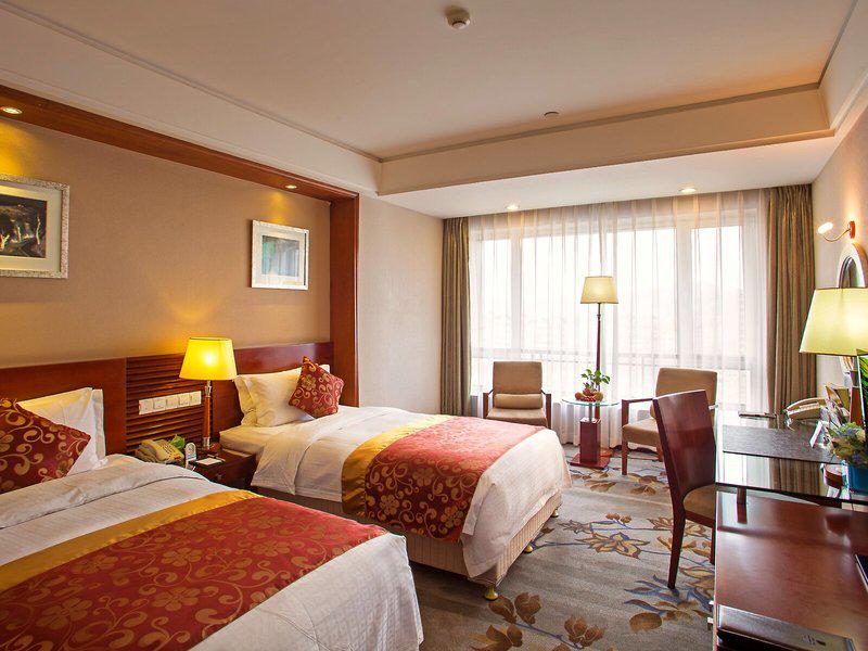 FCE4148CBA3D96A4AC9DDB5BC6EE3AE1