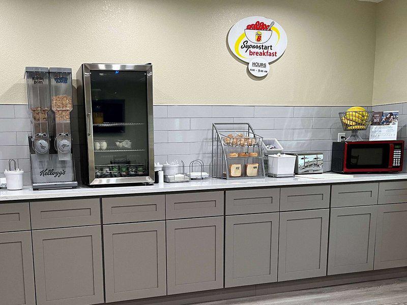 927A8F2F5D549E7958F50E1F880EA76E