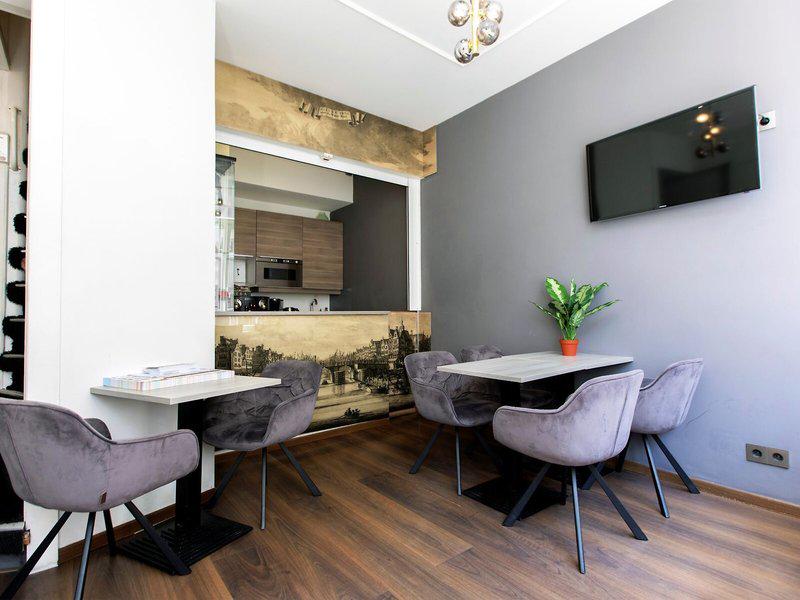 654B53ED92DDD0B11657BFE89320E9F2