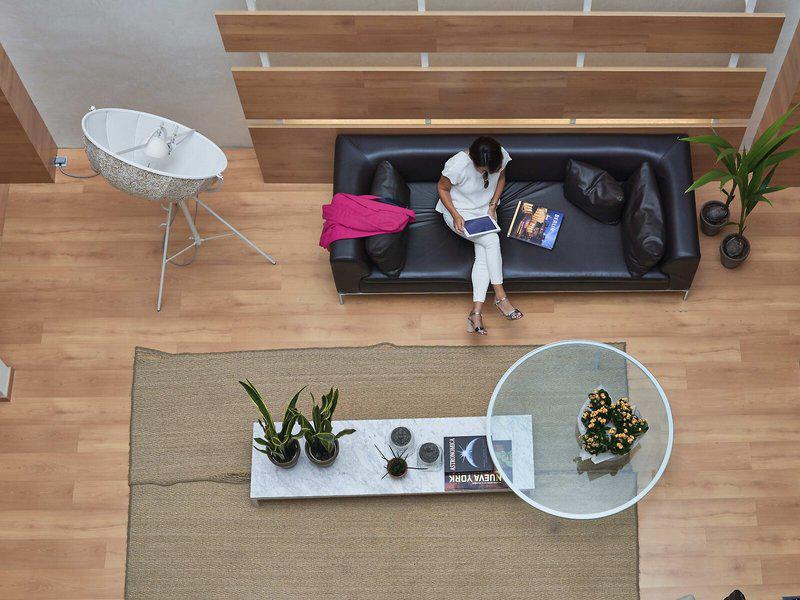 860BE560E0341C869643EA281E0D7943