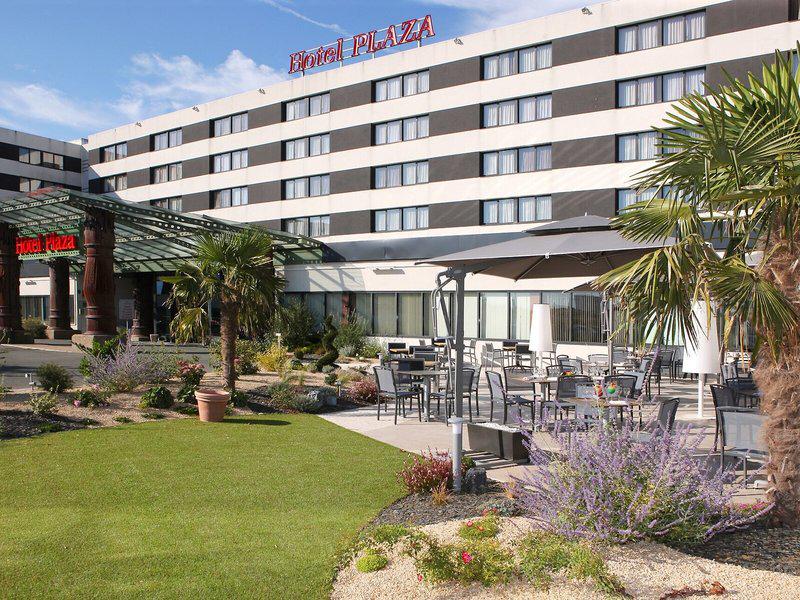 87C25F5768EF5D6627021AE9ACE44003