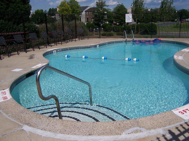 300711802424E7052929DD603D2200CB