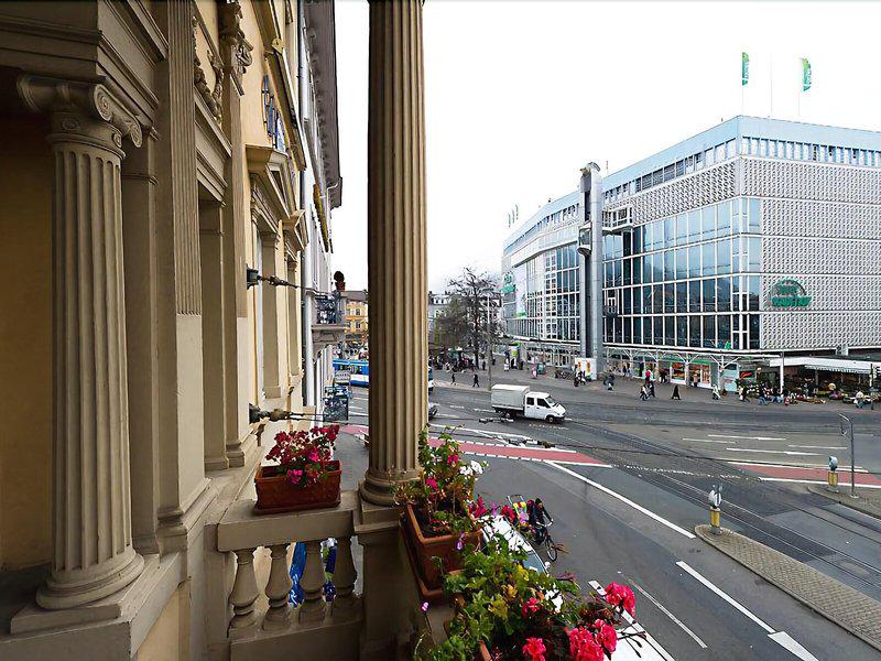 9670F700D6BC5E97FF51E5852C6F3F60