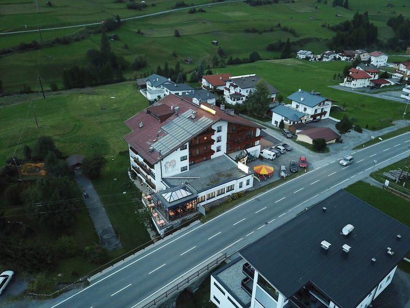 508FDE267FA181460C1C7A040E4AC08C