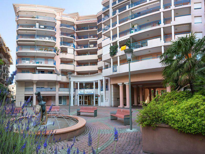 3B441A3EF7C79375F5E9B4953281C38B