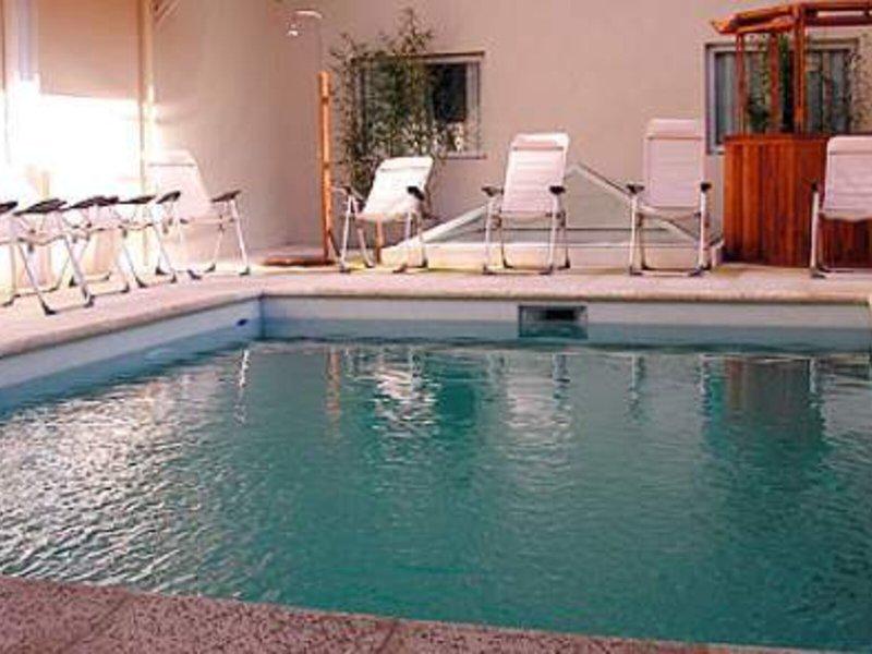 236AA80E0DD665824C74E8CD310A9FAA