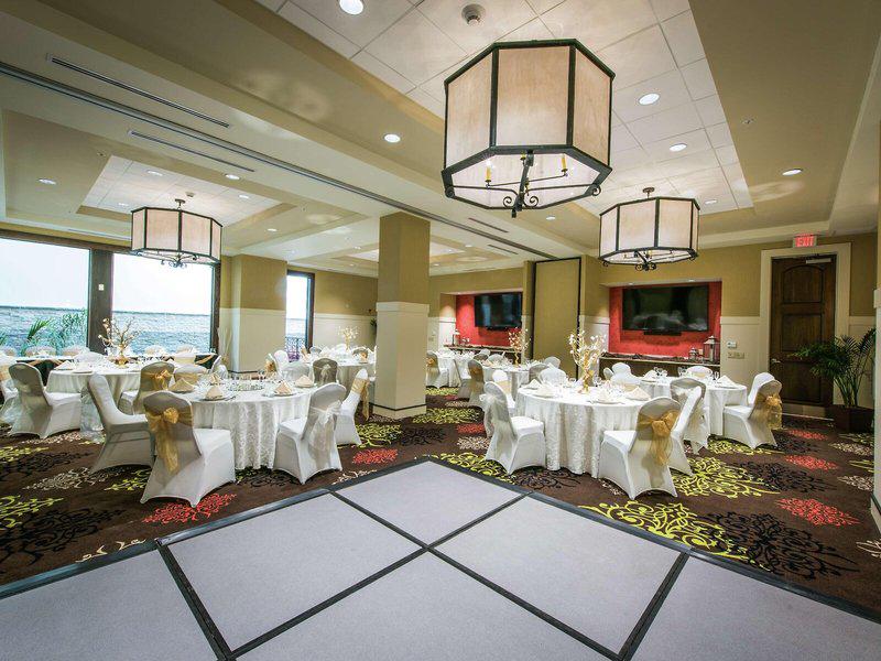 E2D4262B41829A806E1B4E7CCF554525