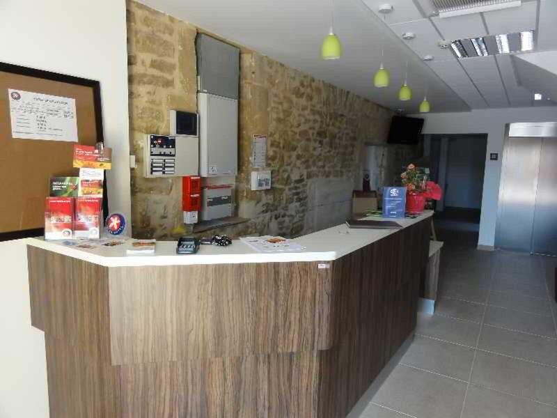 9485C330512B04DB3C38423C6EA60230