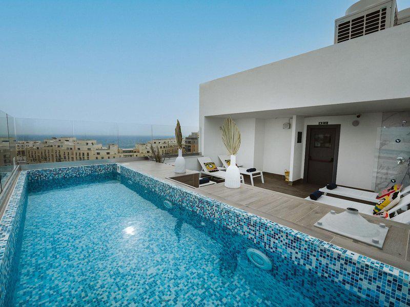 78BA0C94EEEE533E1ADAE35BF96728F2