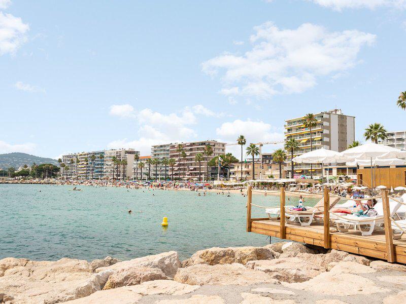 E98922C23E28F6B9E7CF2F60AB6DAAB1