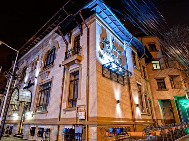 FE0DC7E3D9ADF5836A6990B61B641FEC