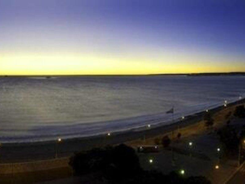 7498AEA4C8E83B89B0A9F0BA82D80D21